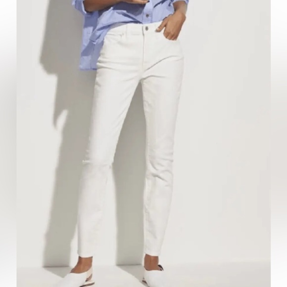 Vince Denim - Vince white jeans. Size 30